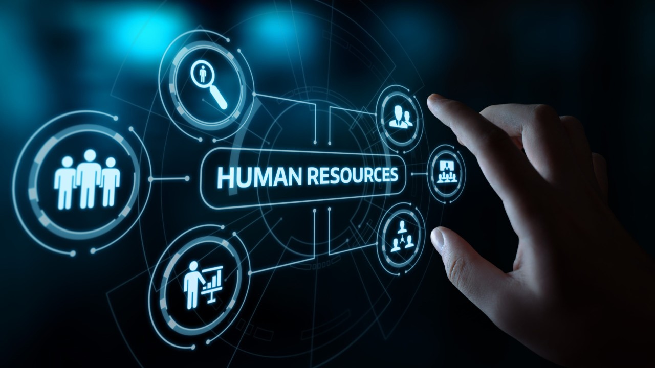 AI-Powered Workforce Analytics vs. Traditional HR