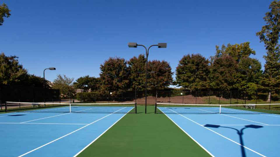 Tennis Court Cleaning: Maintaining Safety and Performance