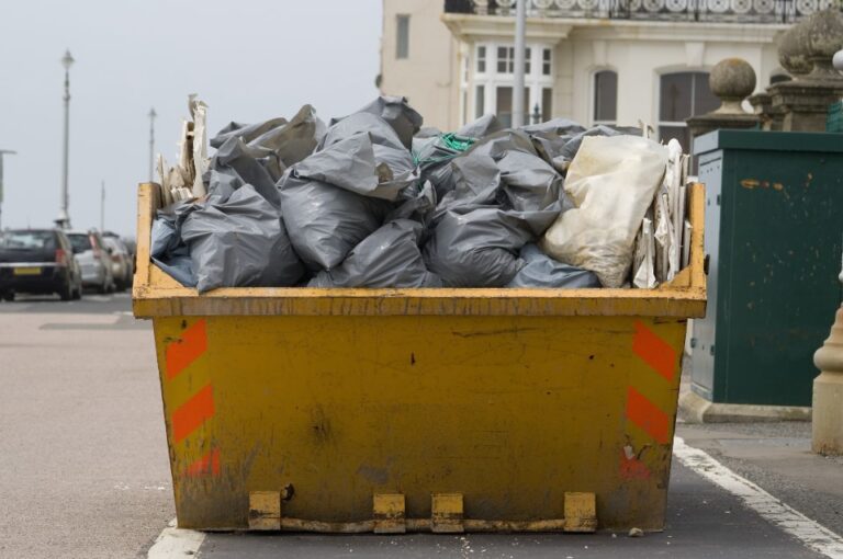 How to Choose the Right Skip Bin for Your Construction Project  