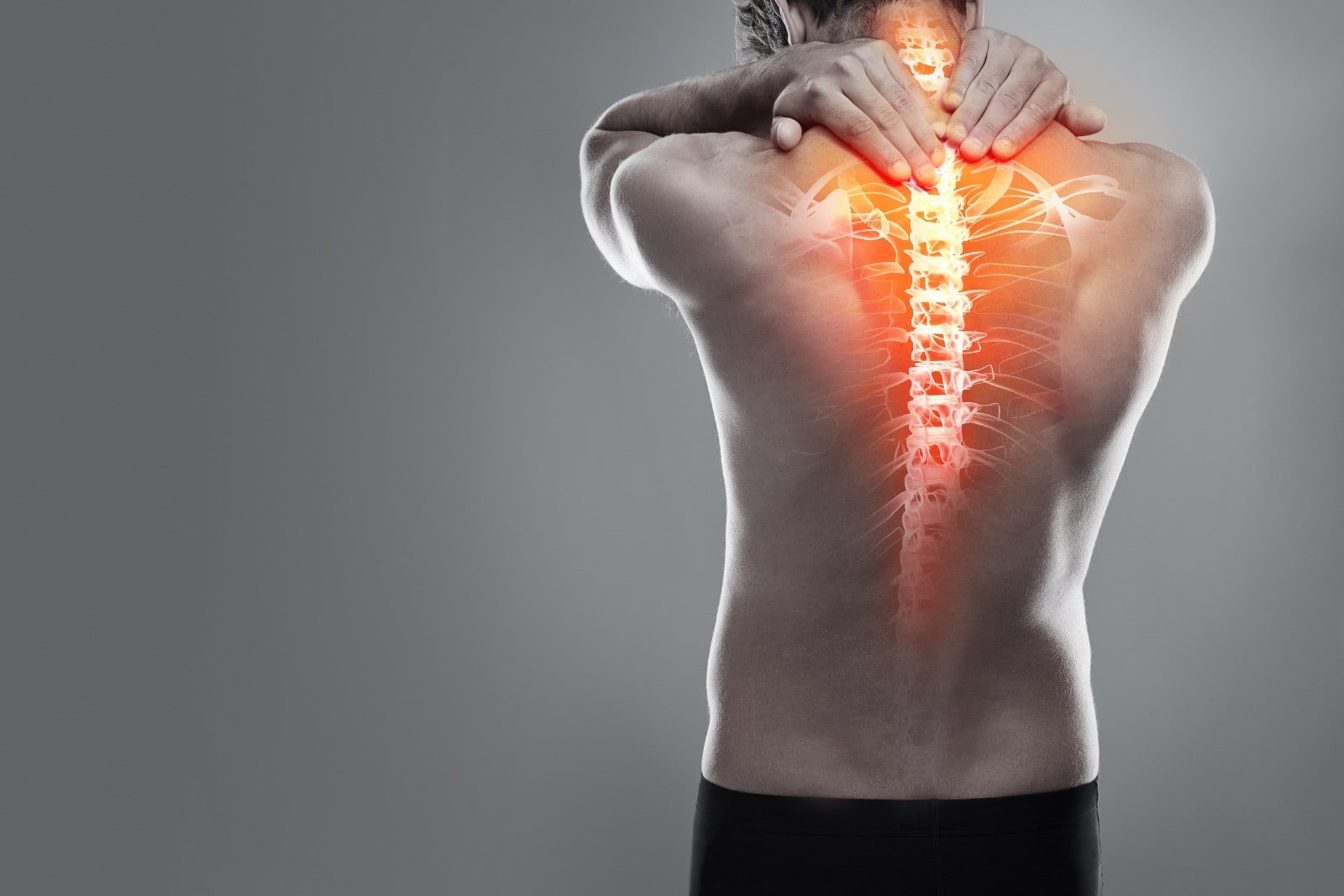 The Connection Between Posture and Lower Back Pain – And How to Fix It